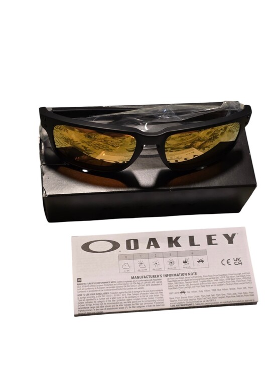 Oakley Accessories - New Oakley Sunglasses Matte Black/ Prizm 24K Polaroid Unisex